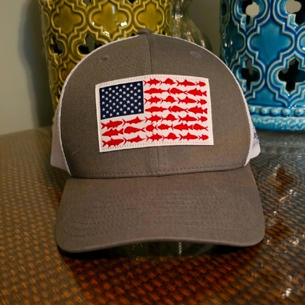 Columbia PFG Fish Flag Gray and White Mesh Cap